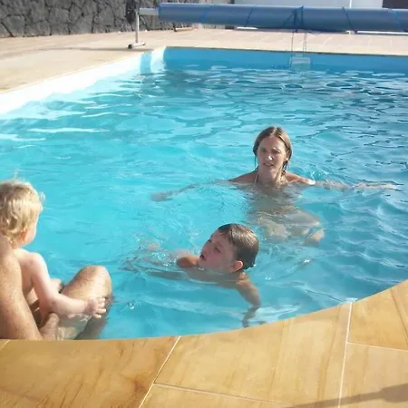 Вилла Bungalow With Pool With The Most Amazing Views And Large Exotic Garden Фамара