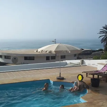 Bungalow With Pool With The Most Amazing Views And Large Exotic Garden 빌라