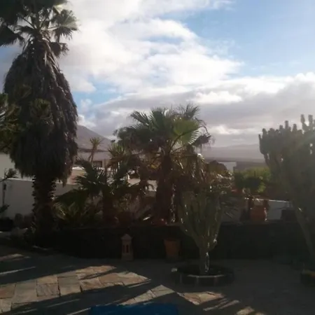 빌라 Bungalow With Pool With The Most Amazing Views And Large Exotic Garden