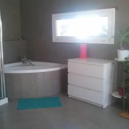 빌라 Bungalow With Pool With The Most Amazing Views And Large Exotic Garden *